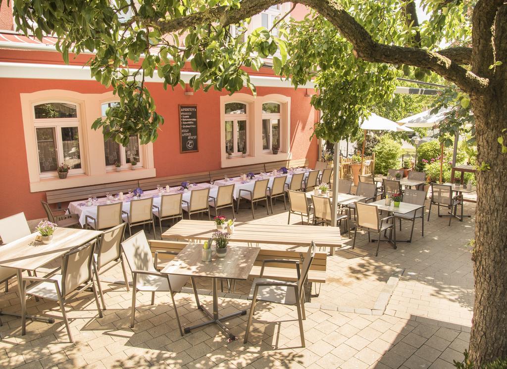 Gasthof Zum Goldenen Lamm Wettelsheim Exterior photo